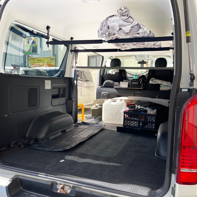 200系ハイエーススーパーGL ガタツキ音改良版 車内キャリア 画像