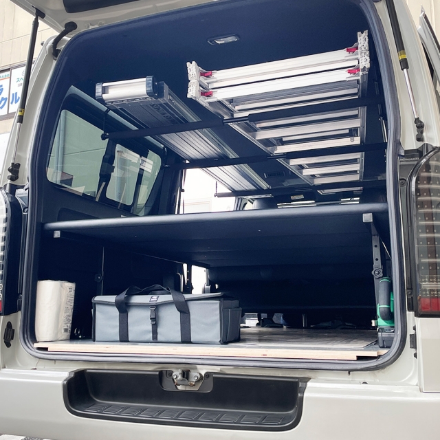 200系ハイエーススーパーGLサイドバー＆スライドバー3本